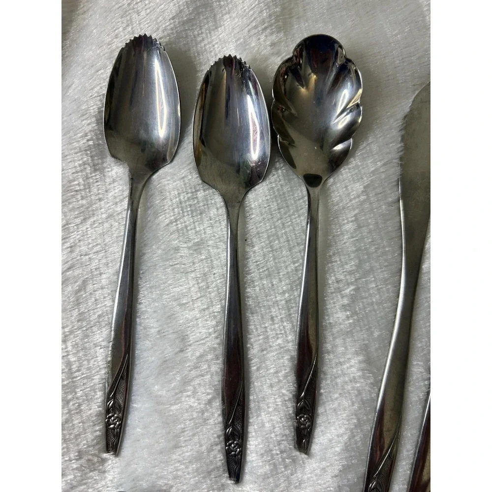 Vintage American Stainless USA 'IS'  14 Piece Lot Of Floral‎ Design Dinner Wear